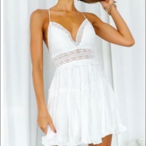 Hello Molly capture this feeling white dress. Size small